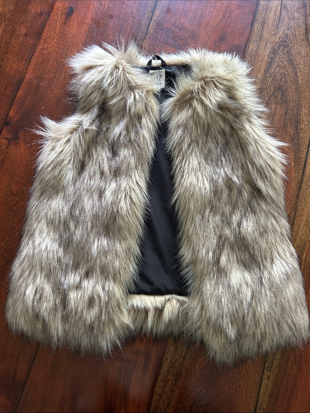 GAP Kids Faux Fur Vest in Taupe